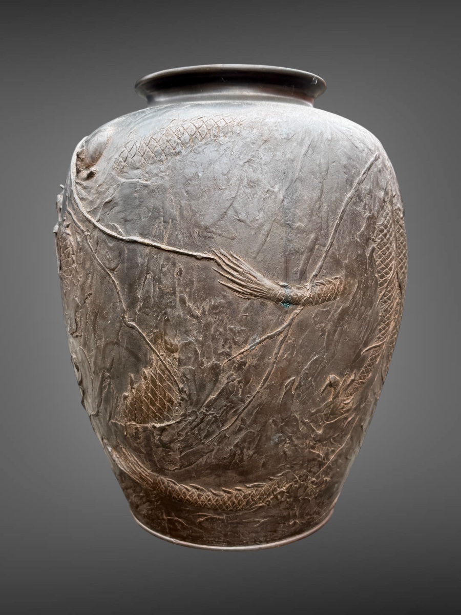 Important Bronze Vase With Dragons In High Relief—height: 40 Cm—meiji Period. -photo-3