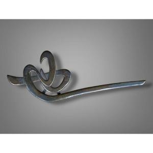 Important maedate figurant le caractère « Serpent » - Période Edo (1603-1868).