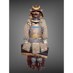 Armure complète de samuraï du clan Shibata - Époque Edo (1603-1868).