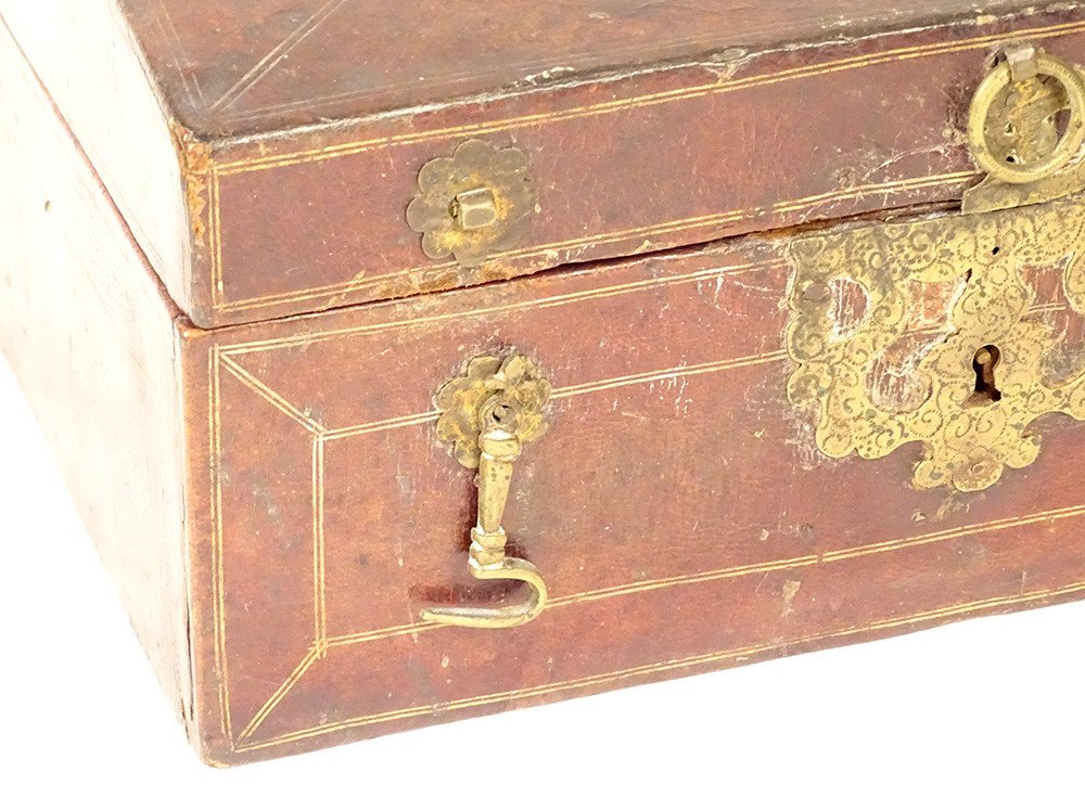 Messenger Box In Gilded Leather And Gilded Brass, Late 17th Century-photo-3