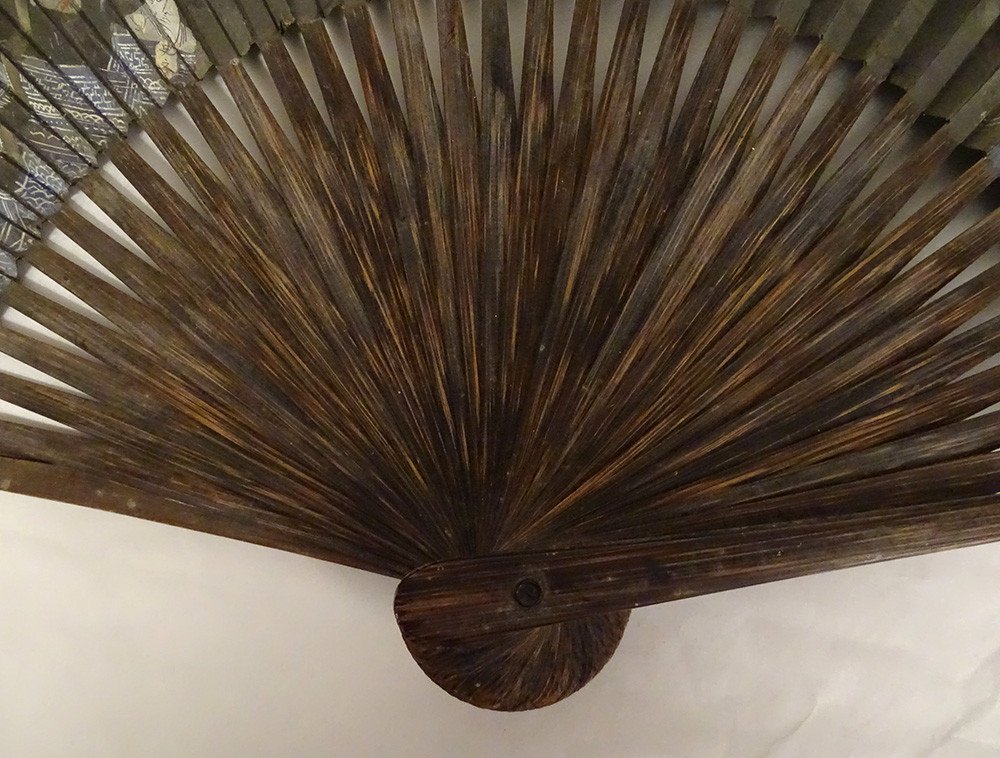 Painted Lacquered Fan Chinese Characters Boats Dragon Riders China 19th-photo-1