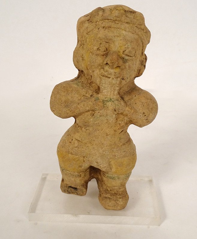 Small Pre-columbian Statuette Character Flute Jama Coaque Ecuador Earth