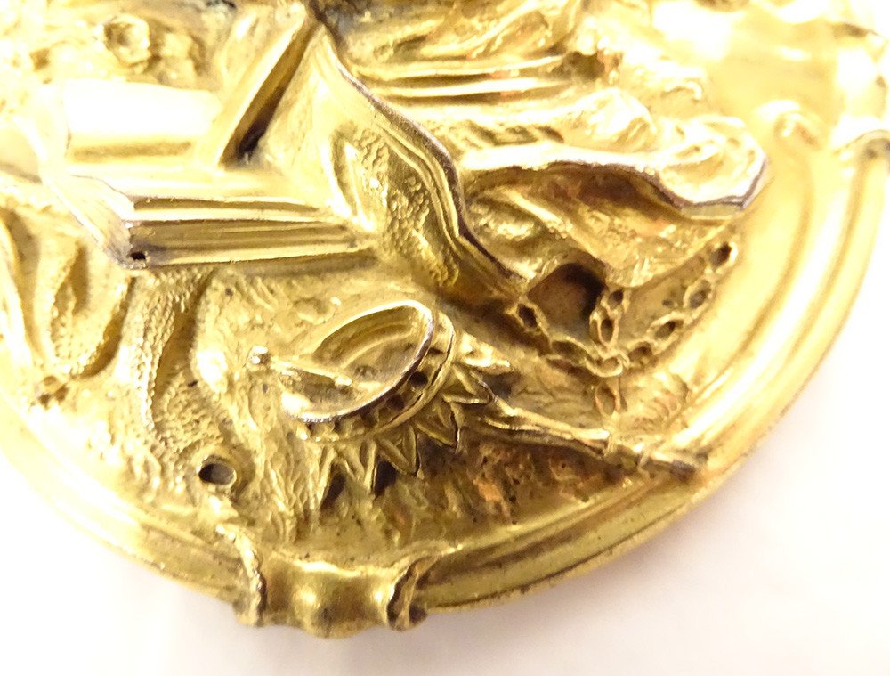 Brass Medallion Plaque Saint Catherine Alexandria Crown Scepter XVIIth-photo-2