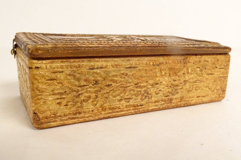 Humorous Snuff Box Carved Wood Wolves Hen Castle Fable 19th-photo-2