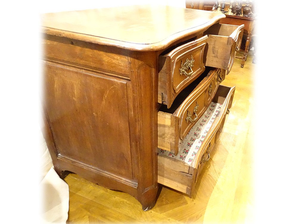 Parisian Carved Molded Oak Commode 18th Century-photo-2