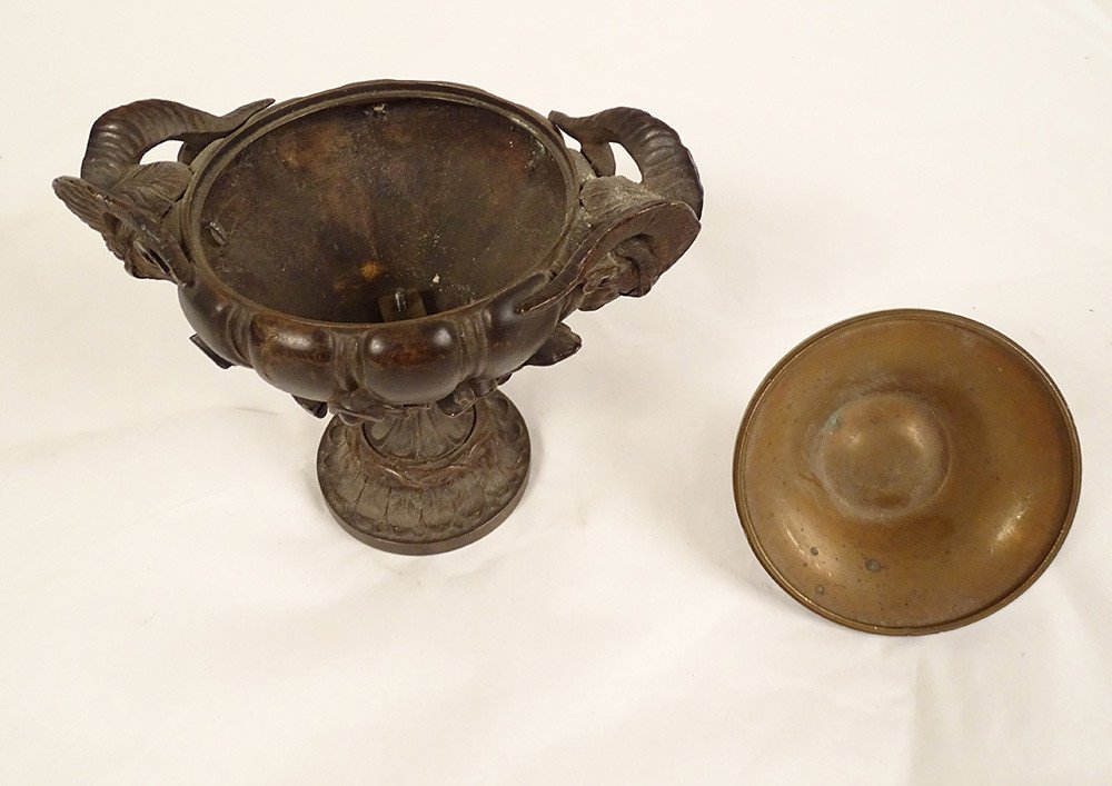 Pair Of Decorative Bronze Cassolettes Rams Heads Vine Napoleon III 19th Century-photo-1