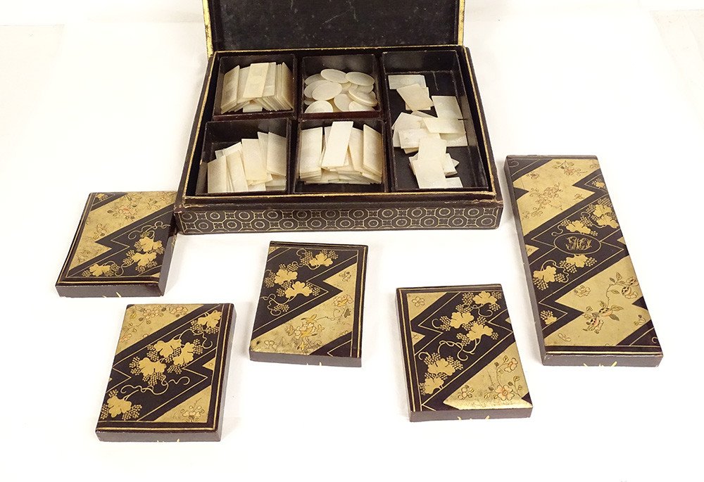 Box Set 126 Tokens Mother Of Pearl Lacquered Wood Gilding Japan Monogram 19th Century-photo-5