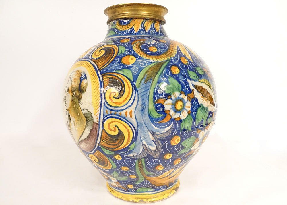 Large Majolica Vase Portraits Soldier Maestro Domenico Venice Italy XVIth-photo-2