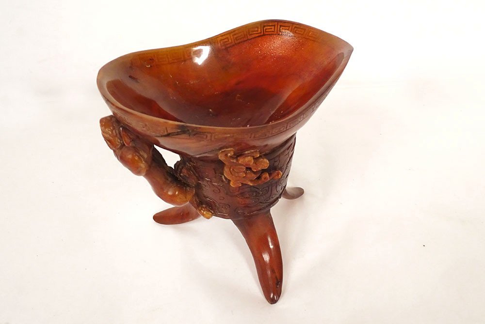 Liberation Cup Tripod Buffalo Horn Carved Dragon Chilongs China 20th Century-photo-4