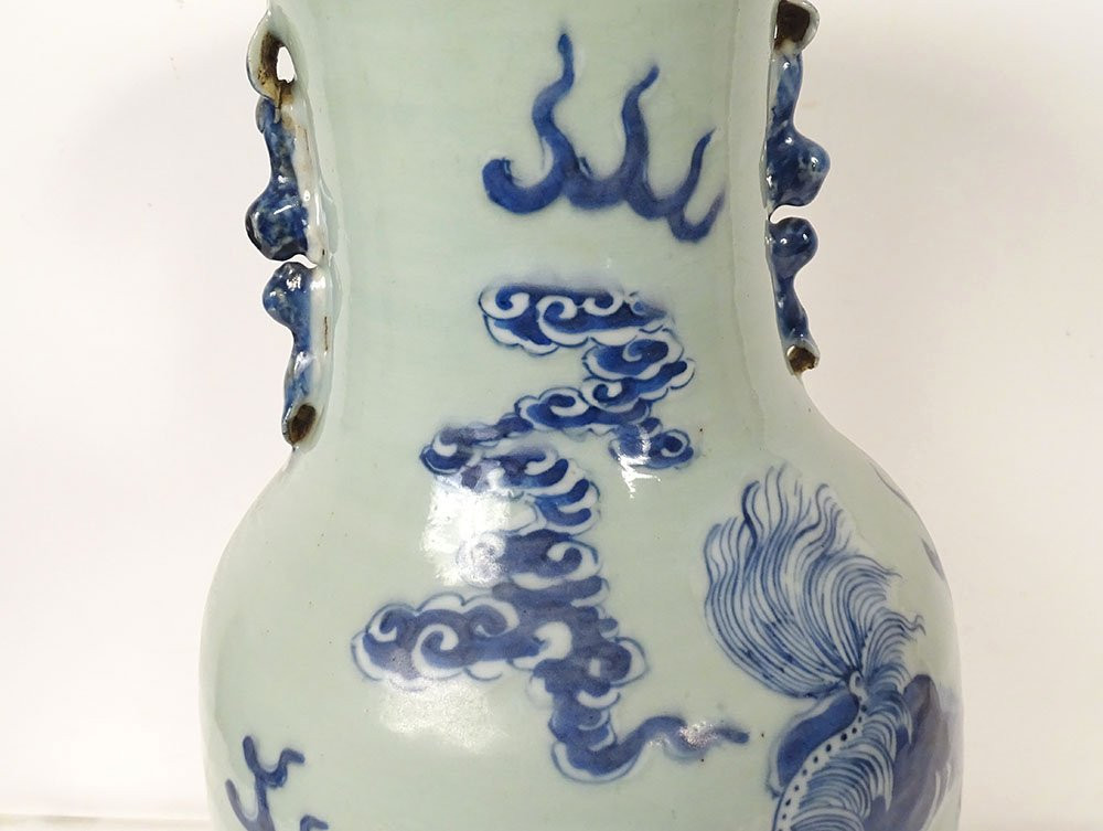 Vase Balustre Porcelaine Blanc Bleu Chine Lions Bouddhiques Chiens Fô XIXè-photo-5