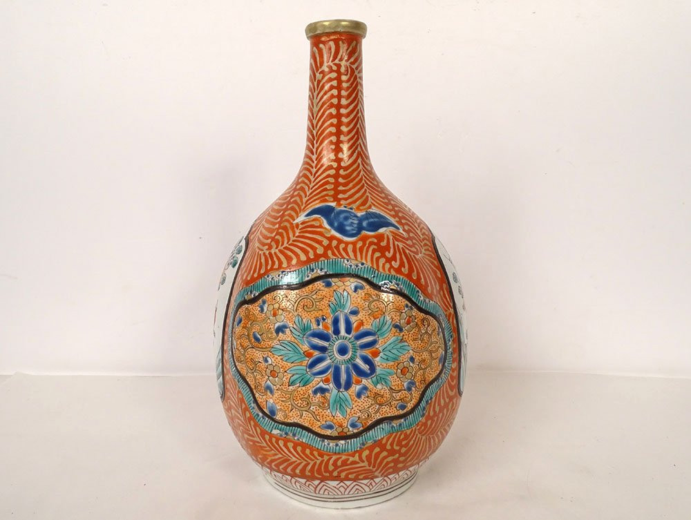 Vase Porcelaine Arita Japon Hichozan Shinpo Monzaemon Chauve-souris XIXème-photo-1