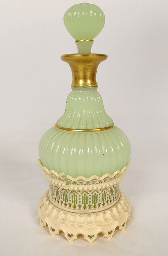 Flacon Carafe Opaline Verte Baccarat Dorure Pied Ivoire Dieppe XIXè Siècle