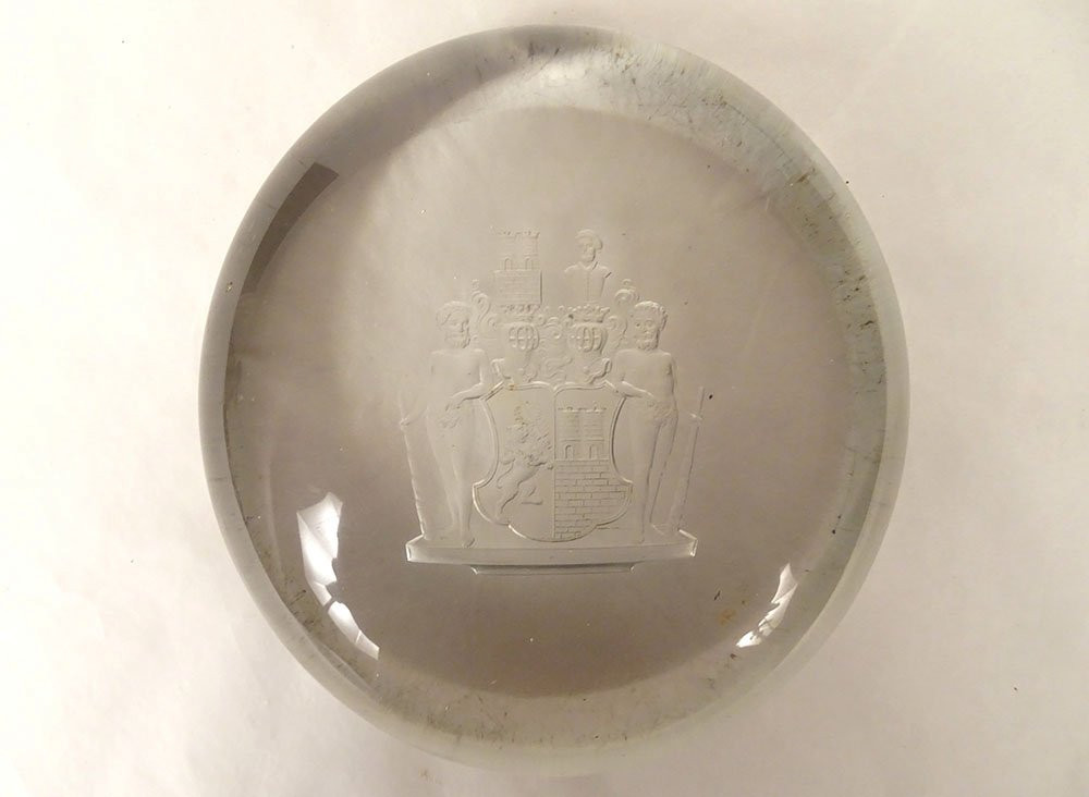 Presse-papier Cristal Gravé Armoiries Blason Famille Welczeck Silésie XIXè-photo-2