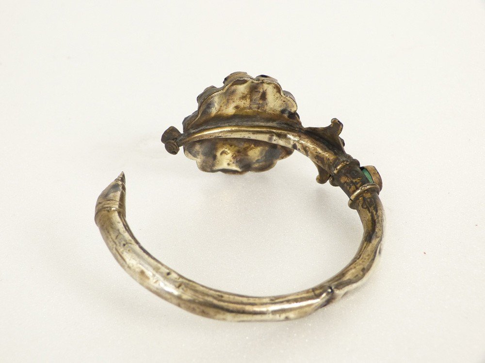 Pair Of Khras Kbach Silver Ram Earrings From Morocco, Jean Besancenot-photo-3