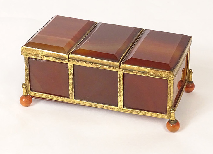 Small Three-compartment Box, Agate, Gilded Brass, 19th Century Restoration