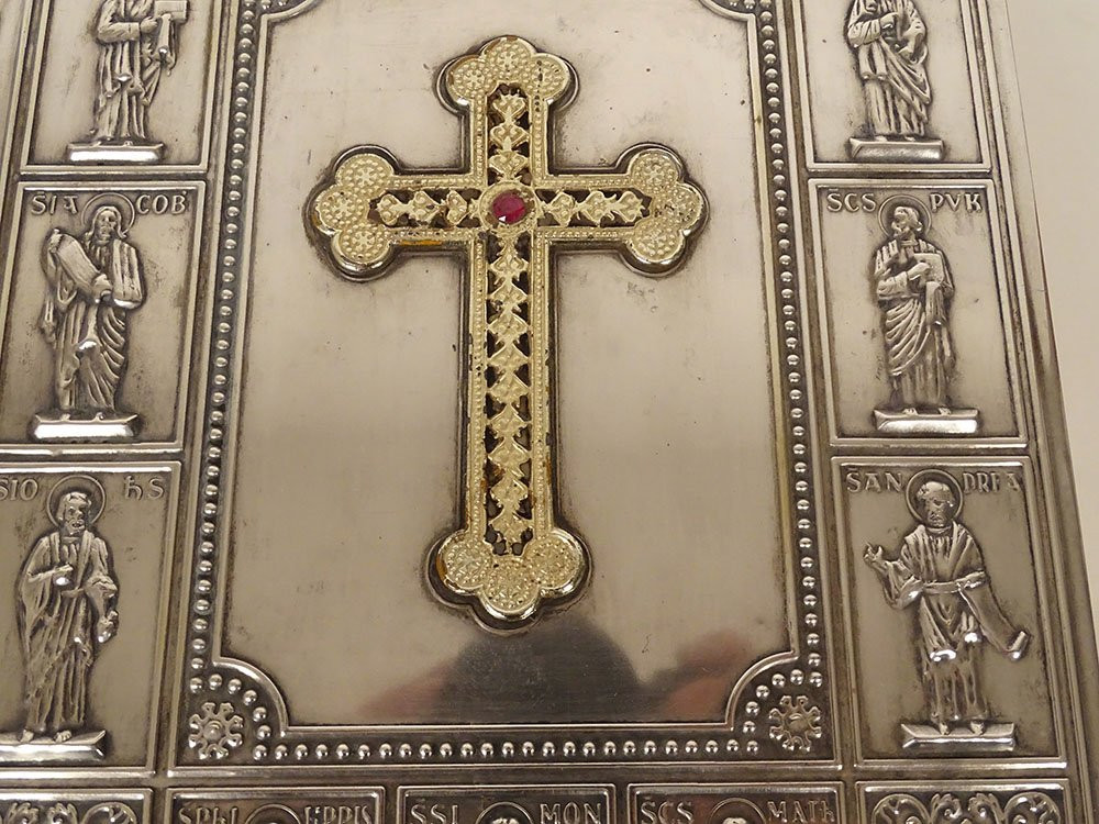 Holy Bible Canon Crampon Metal Apostles Cross Bibliophile Circle 1961-photo-3
