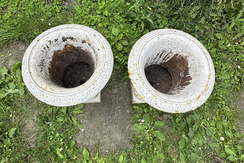 Pair Of Medici Vases, Cast Iron Garden Basins, 19th Century-photo-3