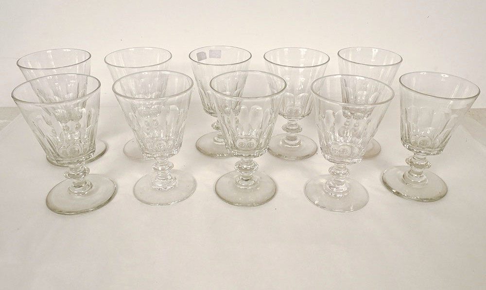 10 verres à pied à eau cristal taillé Baccarat modèle Caton XIXème siècle