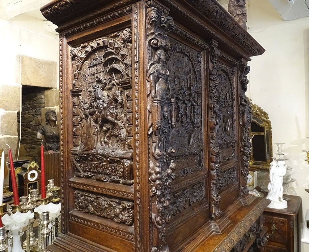 Cabinet chêne Renaissance flamande panneaux sculptés cariatides Cluny 16è-photo-1
