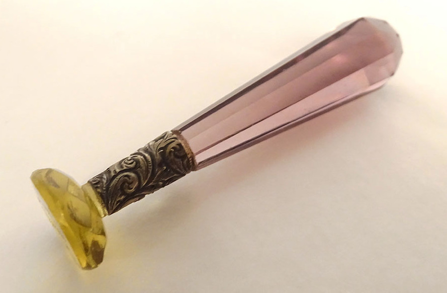 Cachet sceau citrine cœurs Fidélité manche verre améthyste XIXème siècle