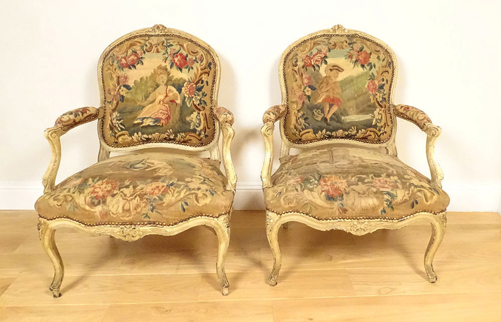 Paire fauteuils à la reine Louis XV bois tapisserie Aubusson Fable Fontaine 18è