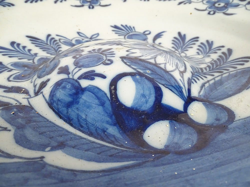 Large Round Dish With Navel, Delft Earthenware, White And Blue, With Bouquets Of Flowers, 18th Century-photo-2