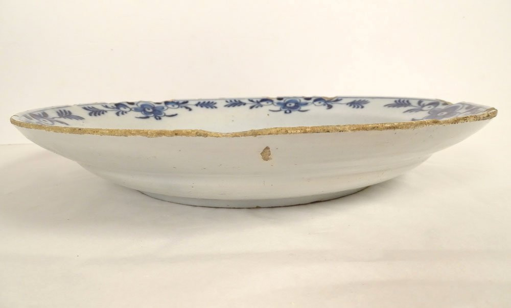 Large Round Dish With Navel, Delft Earthenware, White And Blue, With Bouquets Of Flowers, 18th Century-photo-7