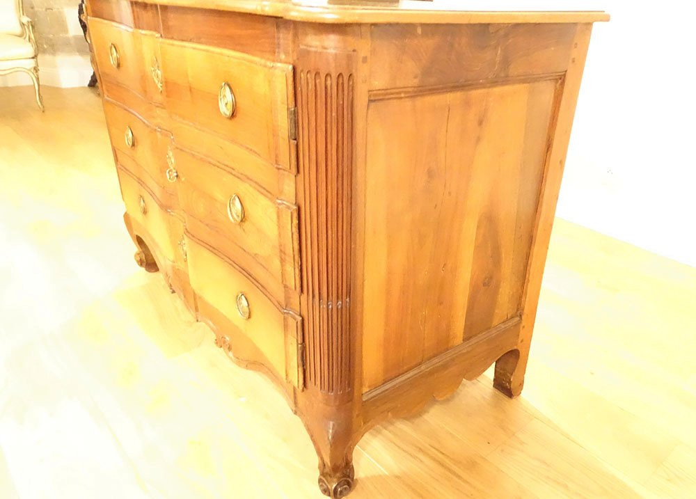 Louis XV Chest Of Drawers With Crossbow Doors, Carved Walnut, Gilt Bronze, 18th Century-photo-4