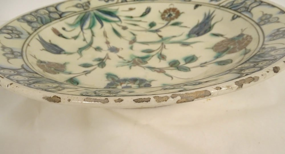 Grand plat Iznik céramique fleurs œillets tulipes Art Ottoman Turquie XVIIè-photo-8
