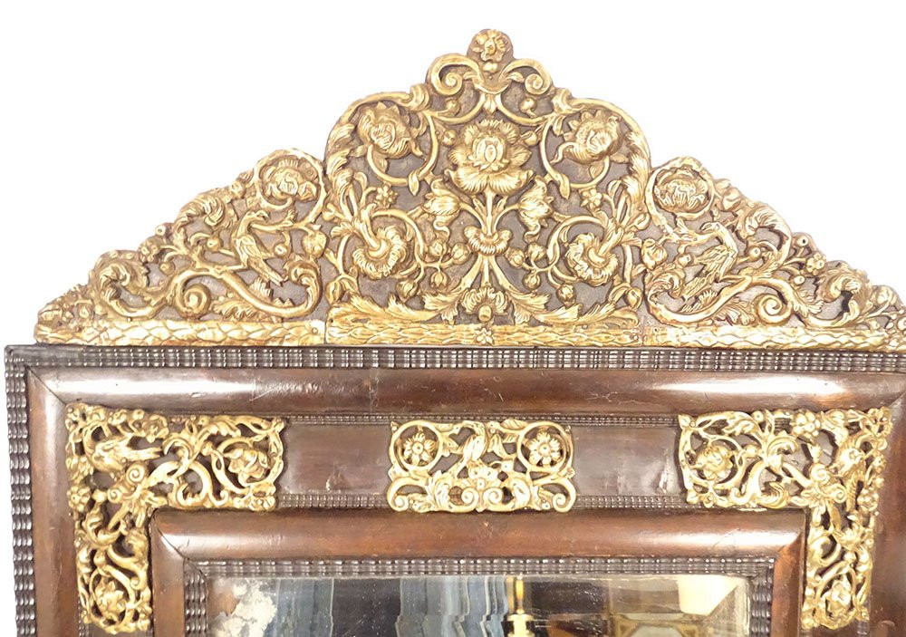 Miroir glace Louis XIV laiton repoussé noyer palissandre fleurs oiseaux 18è-photo-2