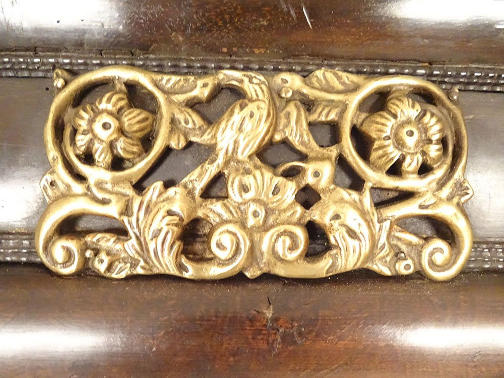 Miroir glace Louis XIV laiton repoussé noyer palissandre fleurs oiseaux 18è-photo-1