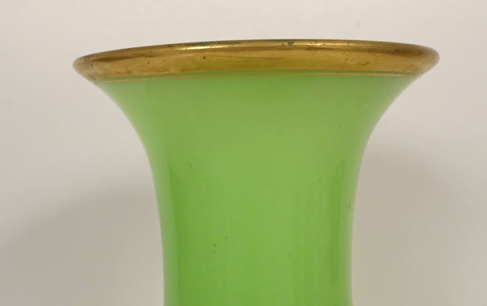 Baluster Vase In Green Opaline Glass With Gilt Decoration, Baccarat Napoleon III, 19th Century-photo-2