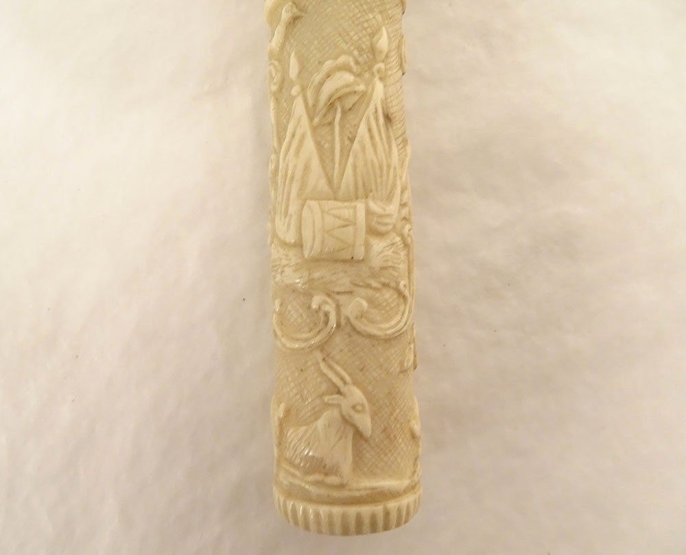 Etui message billet doux os sculpté Dieppe chien fleurs fruits drapeaux XIXè-photo-2