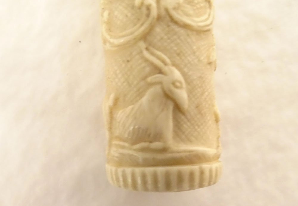 Etui message billet doux os sculpté Dieppe chien fleurs fruits drapeaux XIXè-photo-4