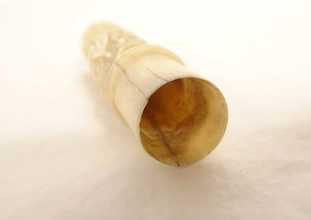 Etui message billet doux os sculpté Dieppe chien fleurs fruits drapeaux XIXè-photo-8