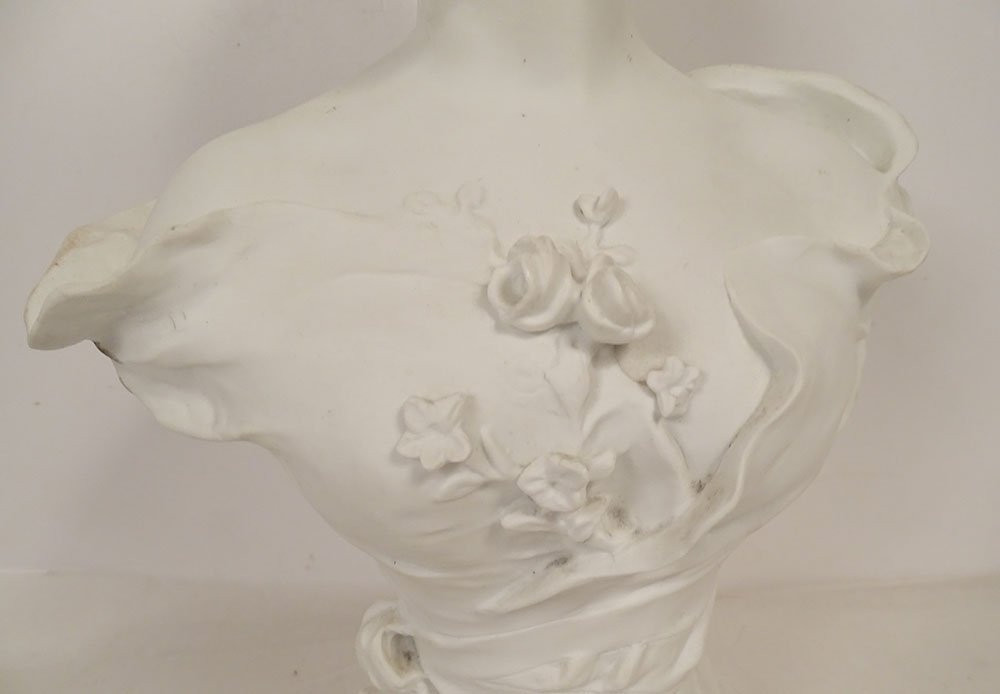 Sculpture buste Sylvain Kinsburger biscuit Limoges femme Art Nouveau XIXème-photo-3