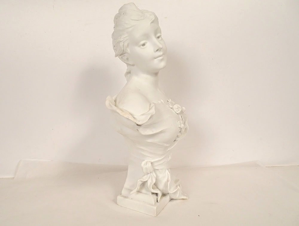 Sculpture buste Sylvain Kinsburger biscuit Limoges femme Art Nouveau XIXème-photo-1