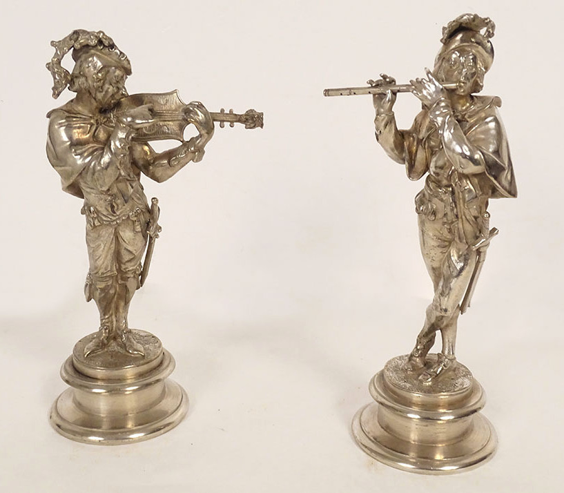 Paire sculptures Emile Guillemin musiciens Renaissance bronze argenté XIXè