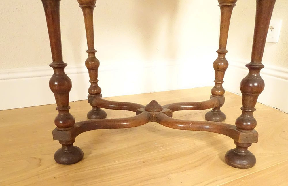 Petite table d'appoint noyer sculpté pieds balustre tiroir XVIIIème siècle-photo-1