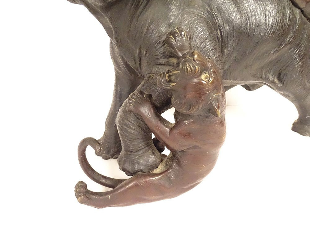 Bronze Sculpture Of Elephant And Tigers By Omori Mitsumoto Kogen, Meiji Period, Japan, 19th Century-photo-2