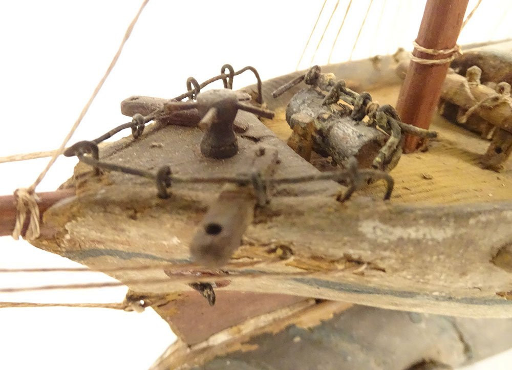 Model Of A Three-masted, Carved Wooden Sperm Whale Fishing Boat, Souvenir Globe, 19th Century-photo-3