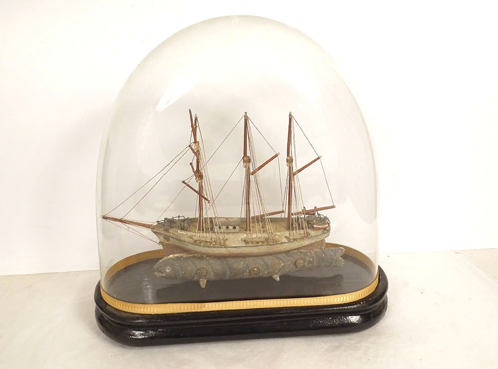Model Of A Three-masted, Carved Wooden Sperm Whale Fishing Boat, Souvenir Globe, 19th Century-photo-8
