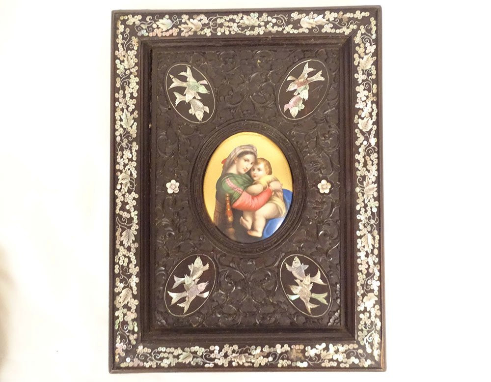 Paire miniatures porcelaine Vierge Enfant Christ cadres bois nacre XIXème-photo-2