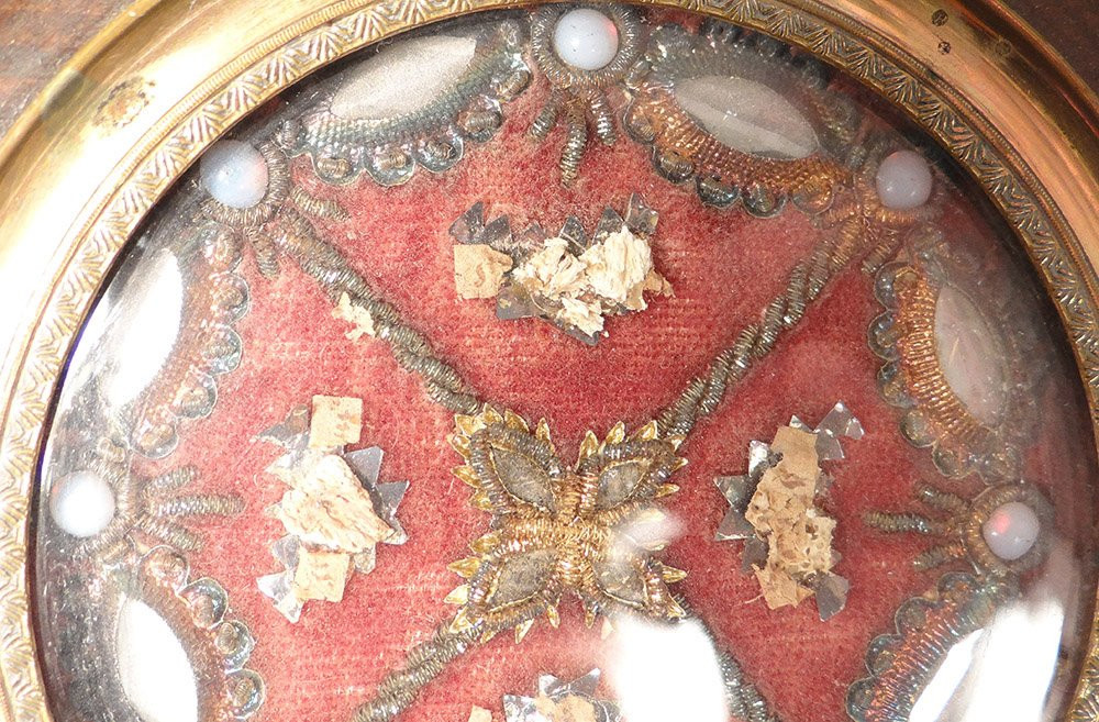 Reliquaire cadre bois Saints cabochons nacre fleurs XIXè-photo-3