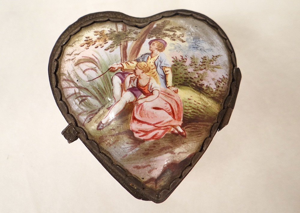 Petite boîte émail scènes romantiques personnages volutes végétales XVIIIè-photo-2