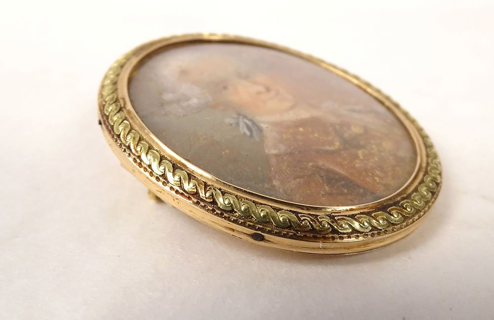 18k Solid Gold Medallion Brooch Painted Miniature Portrait Of 18th Century Aristocrat-photo-2