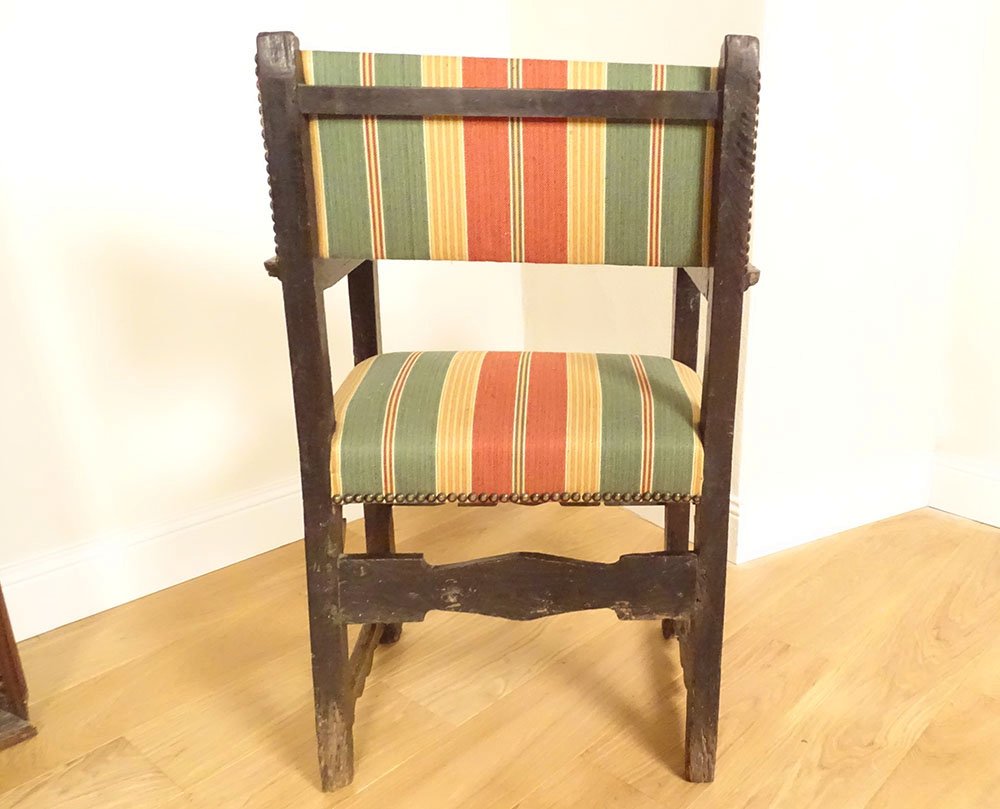 Paire fauteuils espagnols chaises à bras chêne sculpté Haute Epoque XVIIème-photo-5