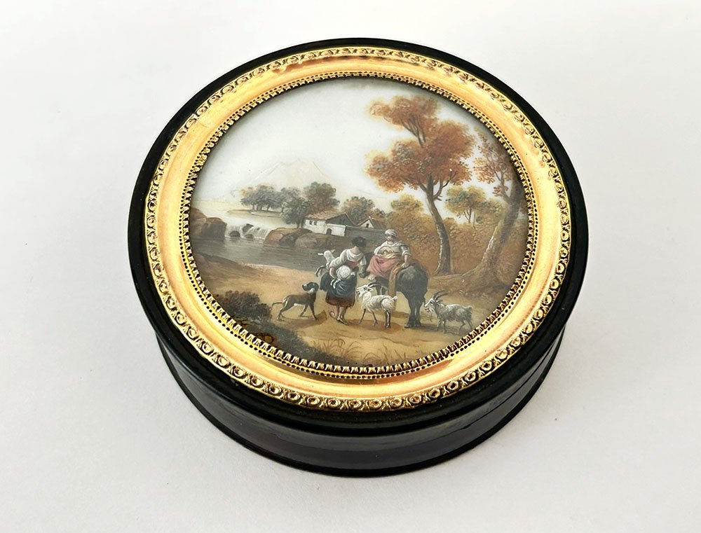 Boîte ronde écaille miniature paysage bergères cascade romantique XIXème 