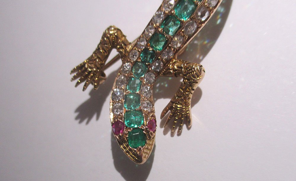 Broche victorienne lézard salamandre or 14K diamants émeraudes rubis XIXè-photo-1