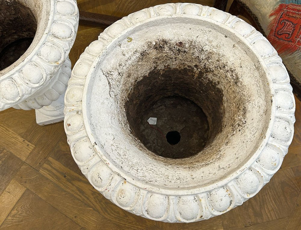 Pair Of Medici-style Cast-iron Vases, Painted, Garden Basins, 19th Century-photo-2